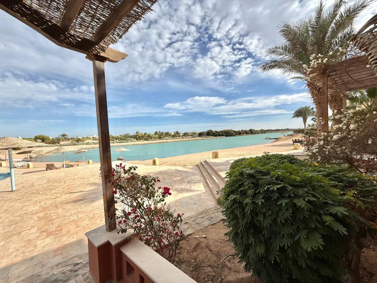 Exquisite 1br With Pool & Front El Gouna Apartment
